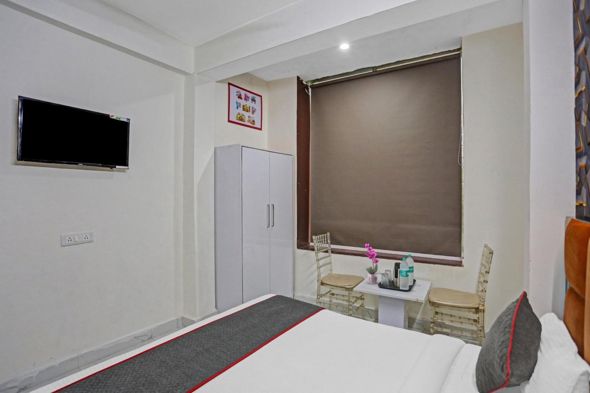 Hotel O Heritage Inn Ноида Екстериор снимка