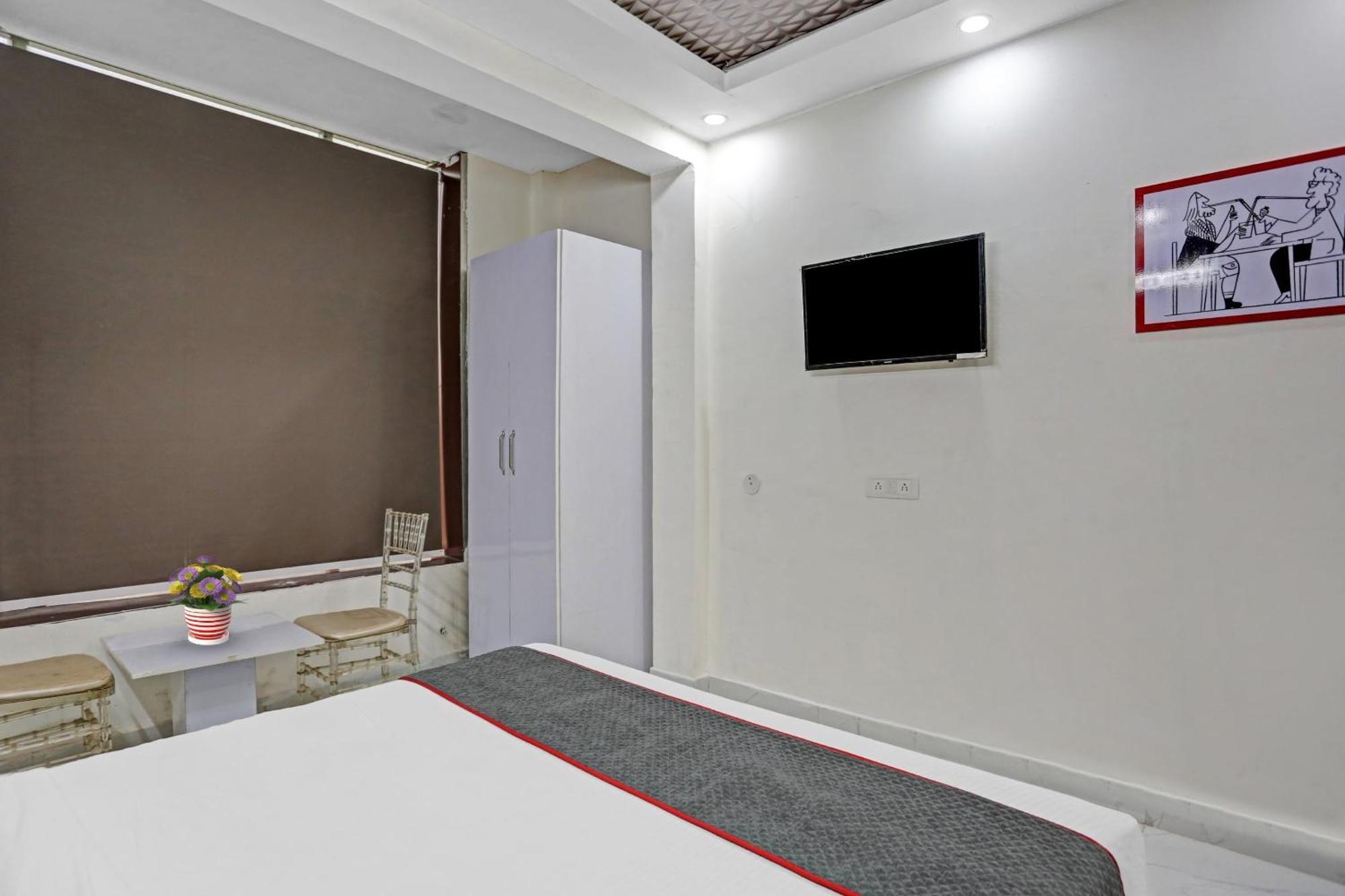 Hotel O Heritage Inn Ноида Екстериор снимка