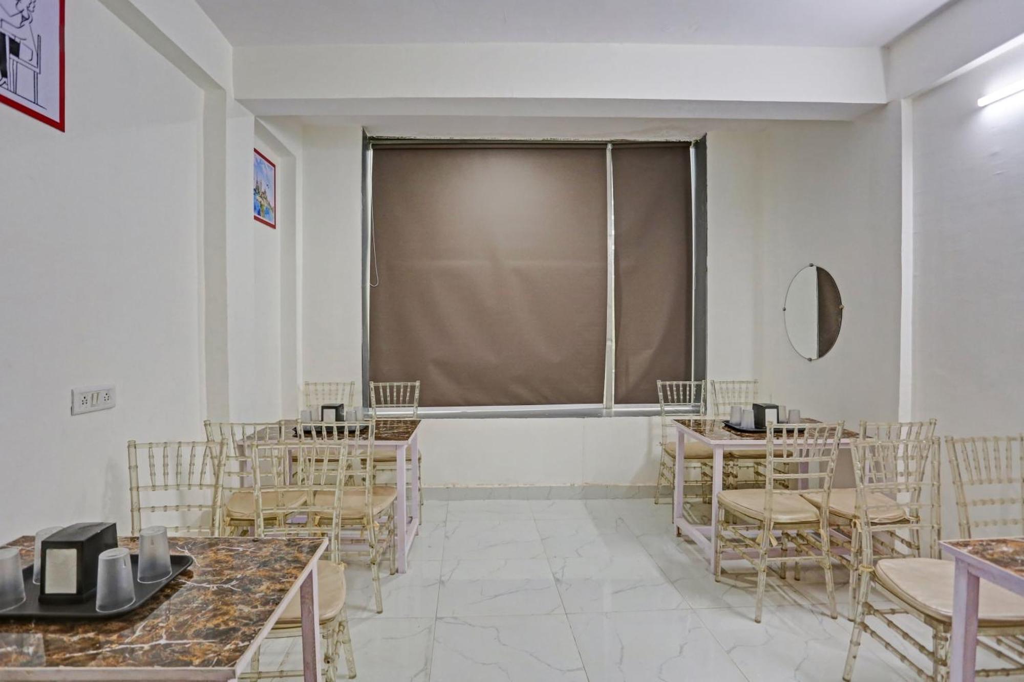 Hotel O Heritage Inn Ноида Екстериор снимка